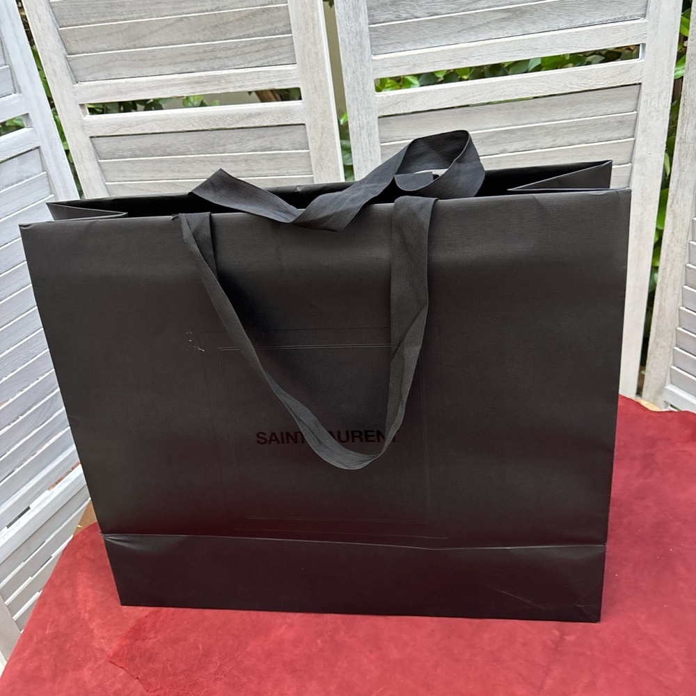 Saint Laurent Black Shopping Tote Bag with Logo - Picture 5 of 10
